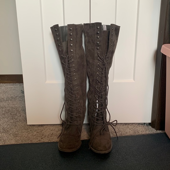 Shoes - Suede like heeled boots with laces